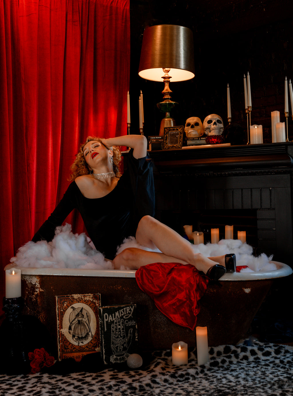 Indoor Spooky Set